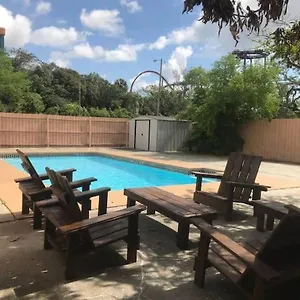 Pool Home Behind Busch Gardens Holiday home